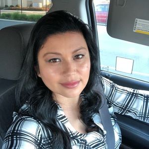 Meet your Posher, Carla